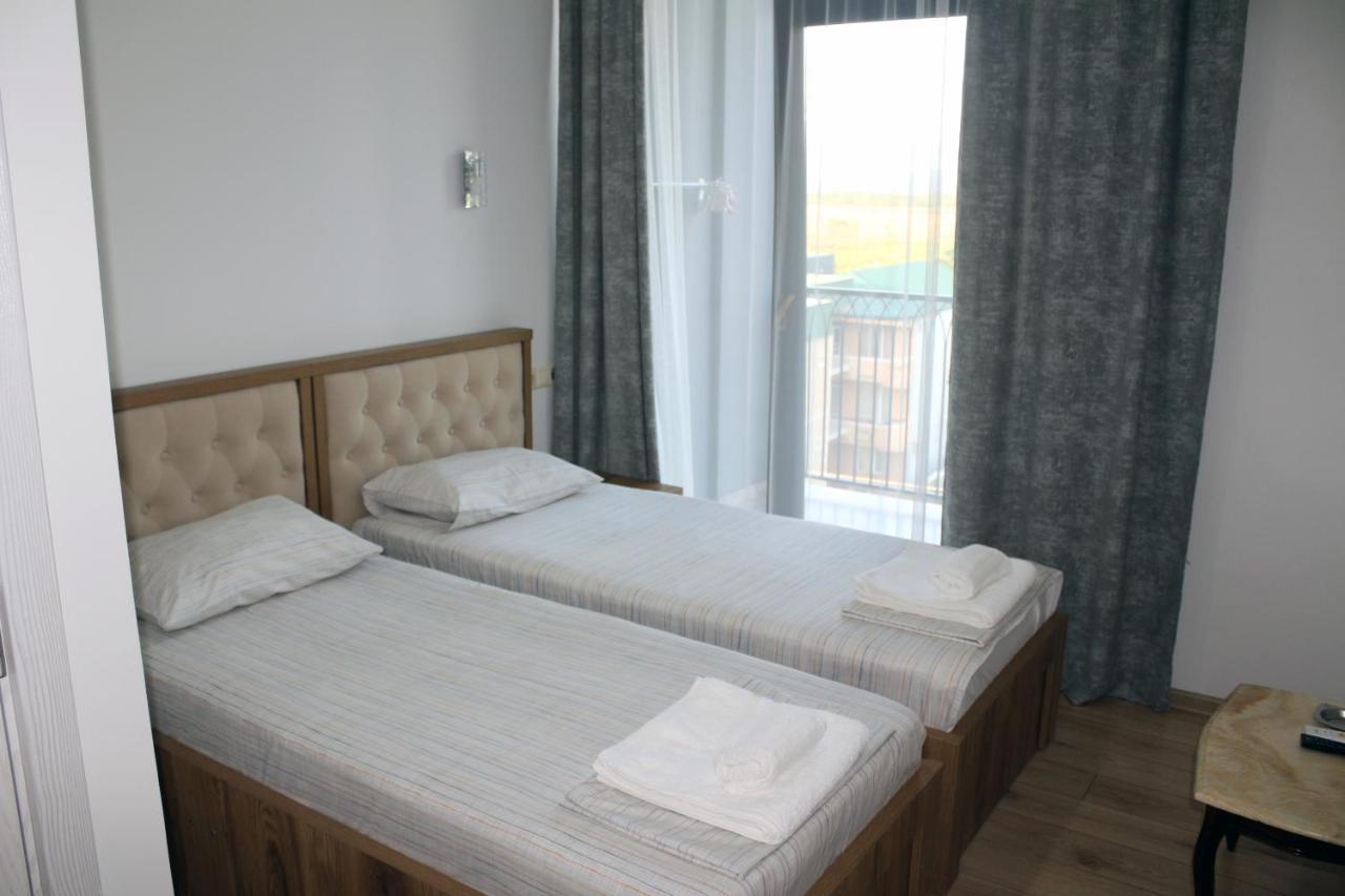 Cozy House Hotel Kobuleti Eksteriør billede