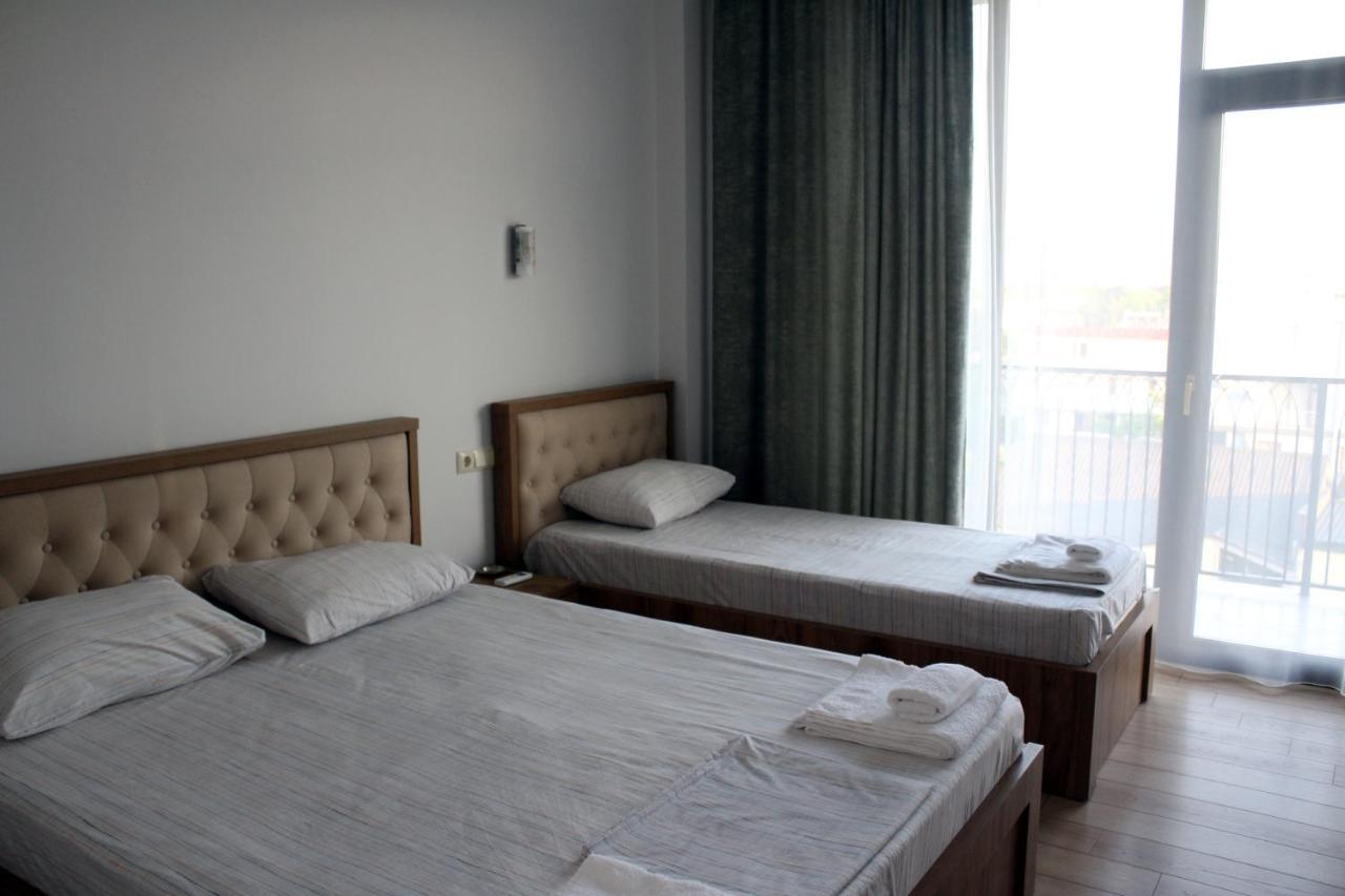 Cozy House Hotel Kobuleti Eksteriør billede