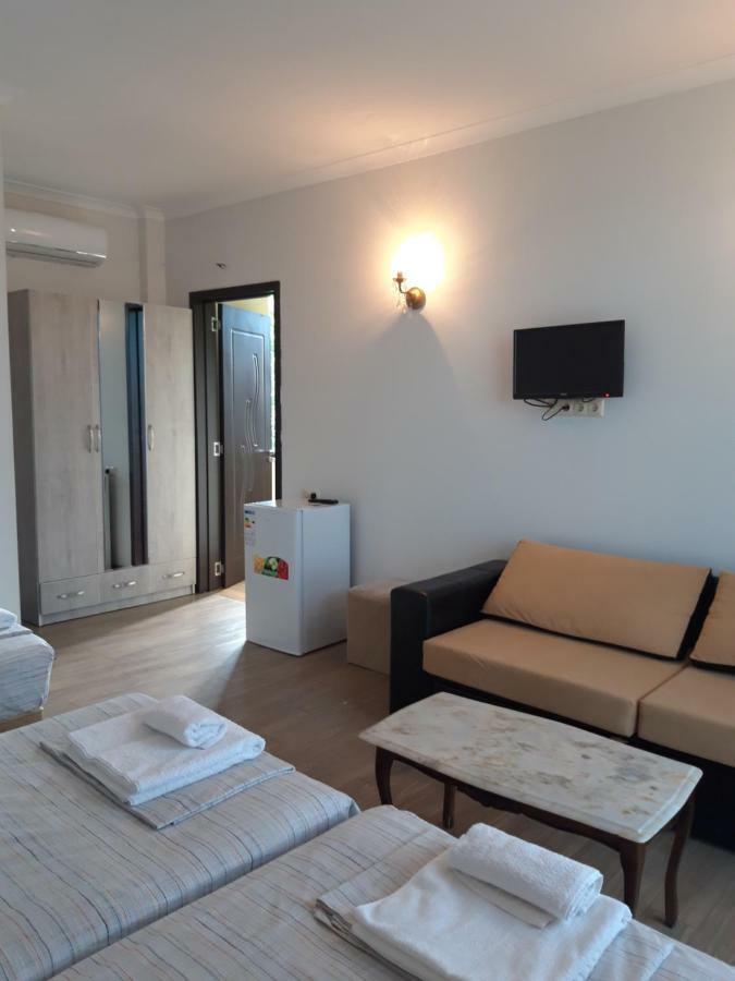 Cozy House Hotel Kobuleti Eksteriør billede