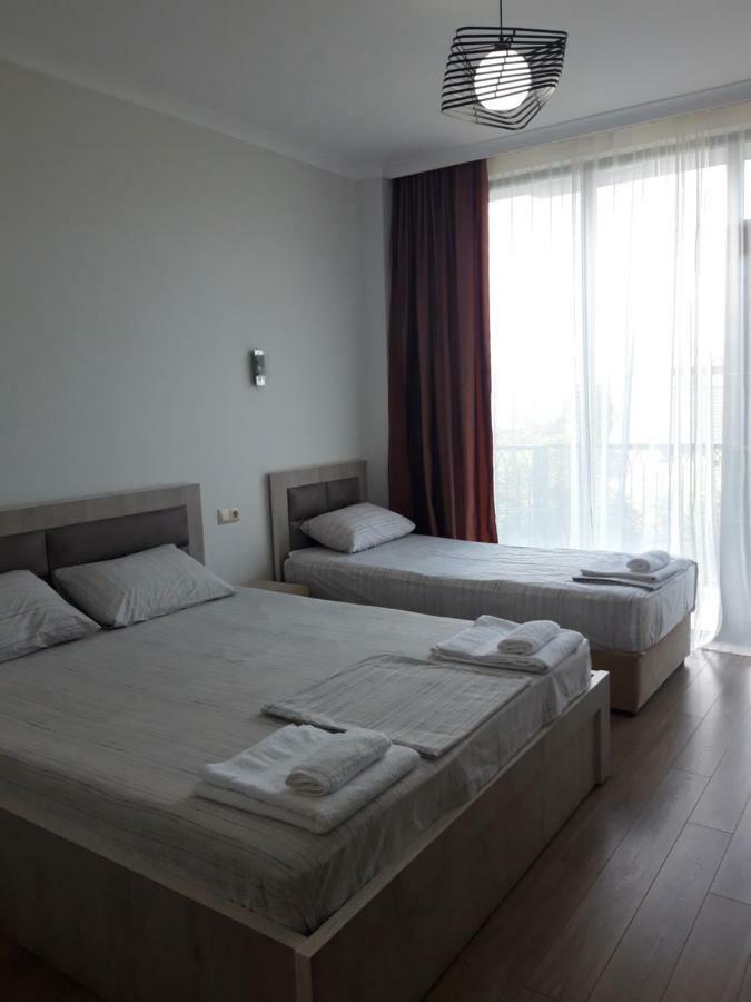 Cozy House Hotel Kobuleti Eksteriør billede